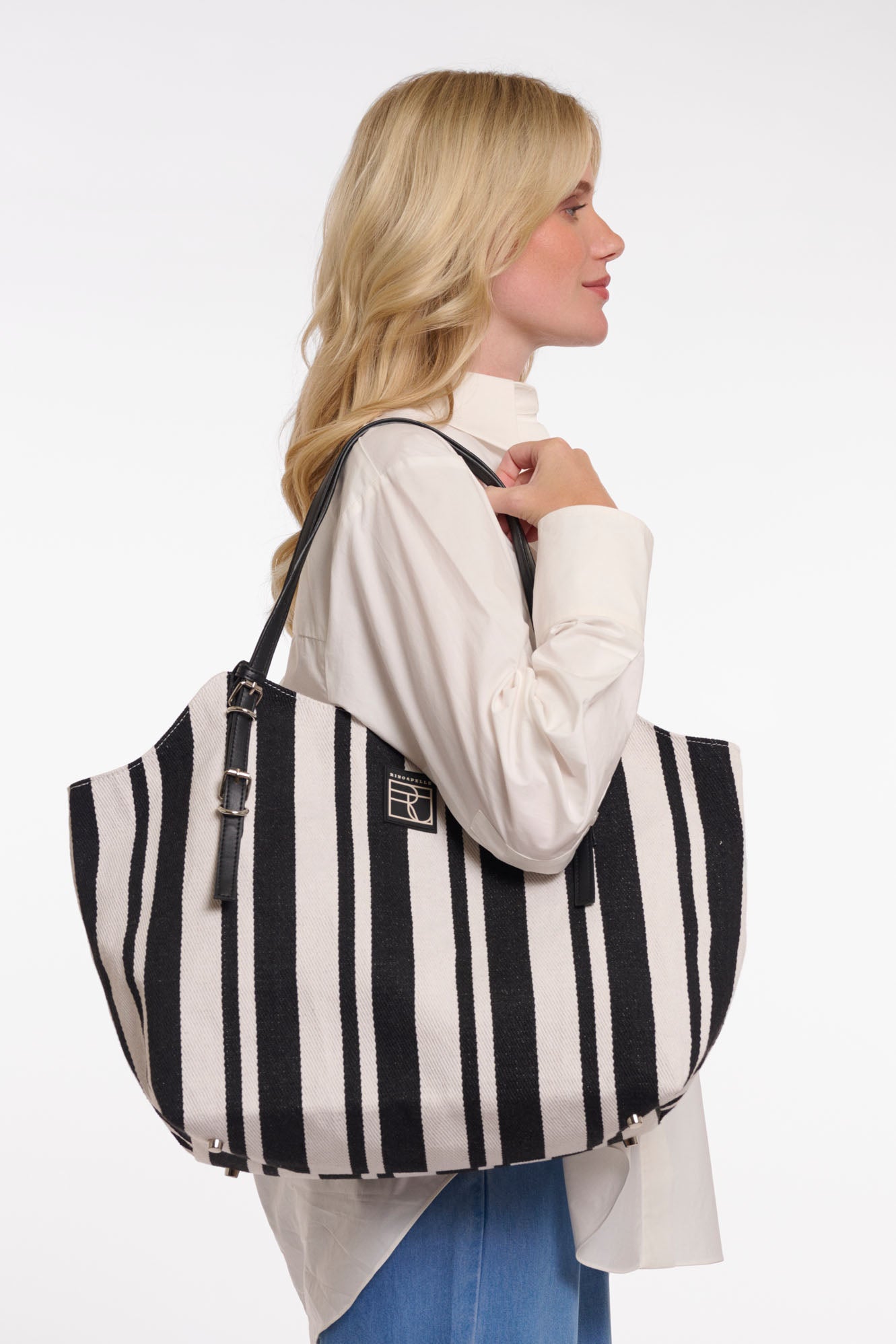 Black and white stripe