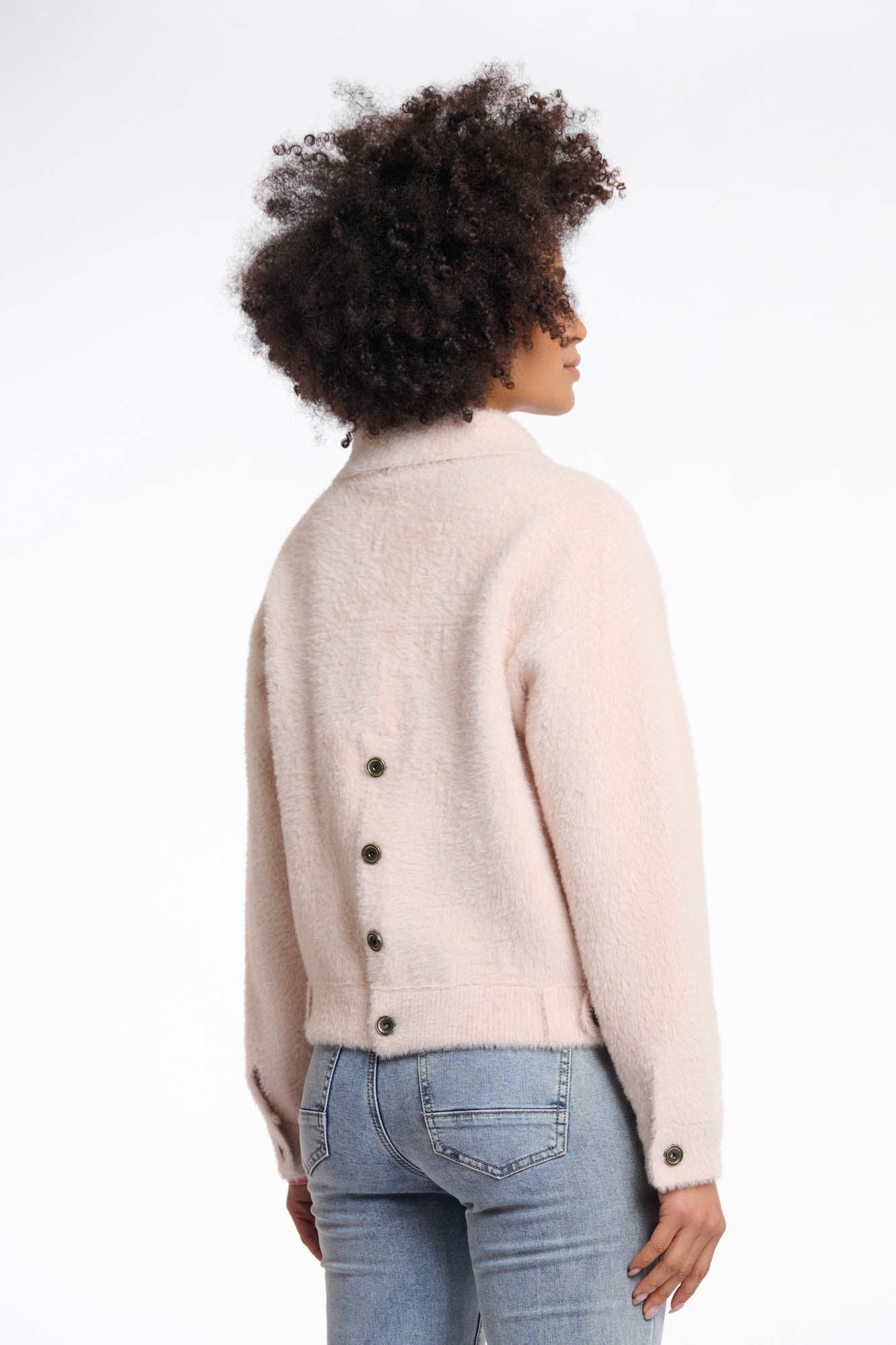 Pale