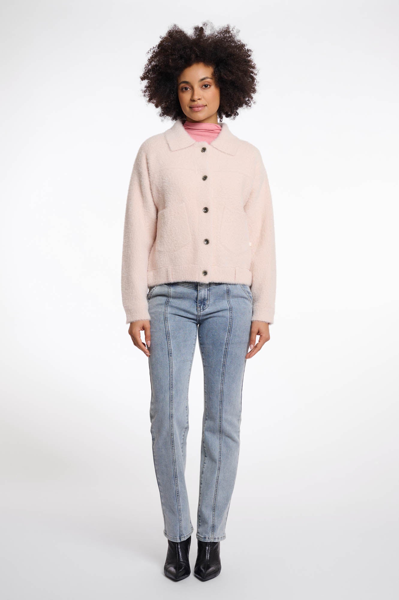 Pale