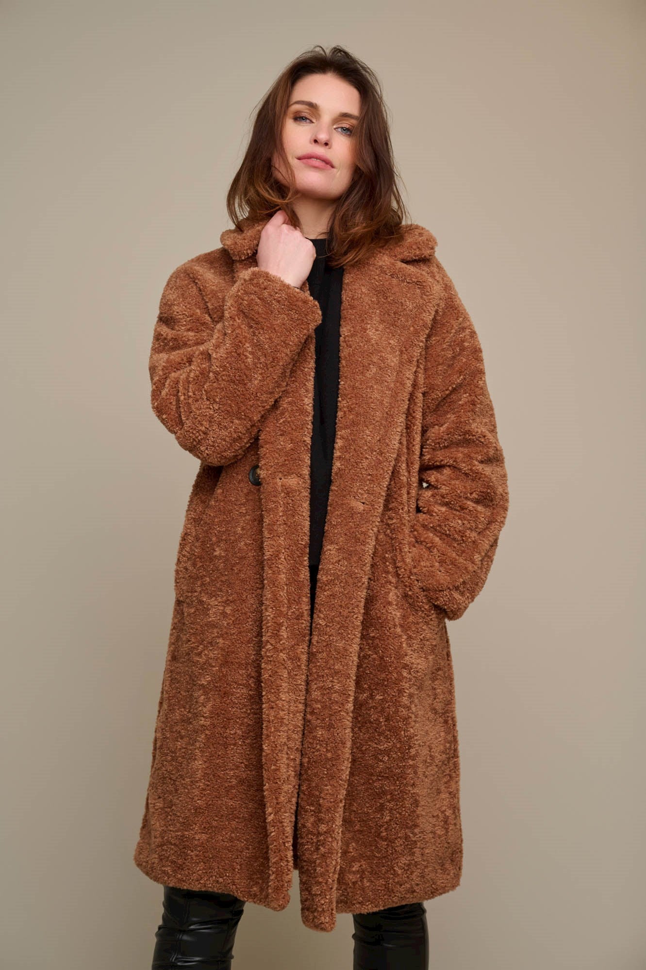 Urban outfitter teddy hot sale bear coat