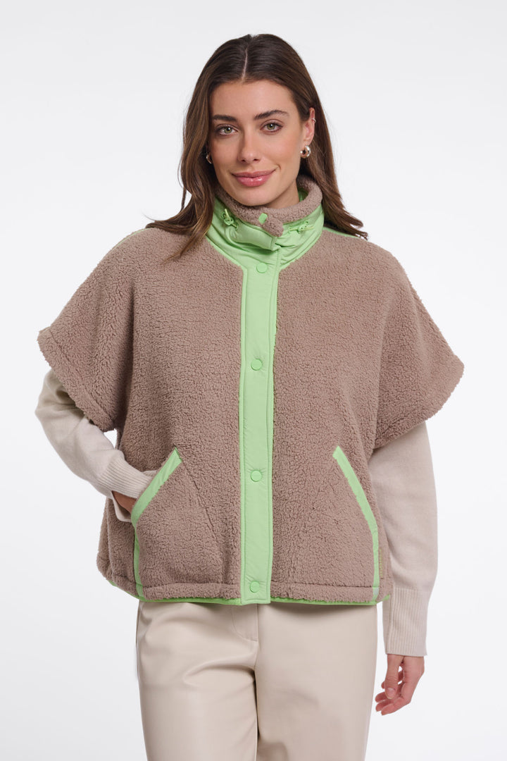 Light mocha fluor green