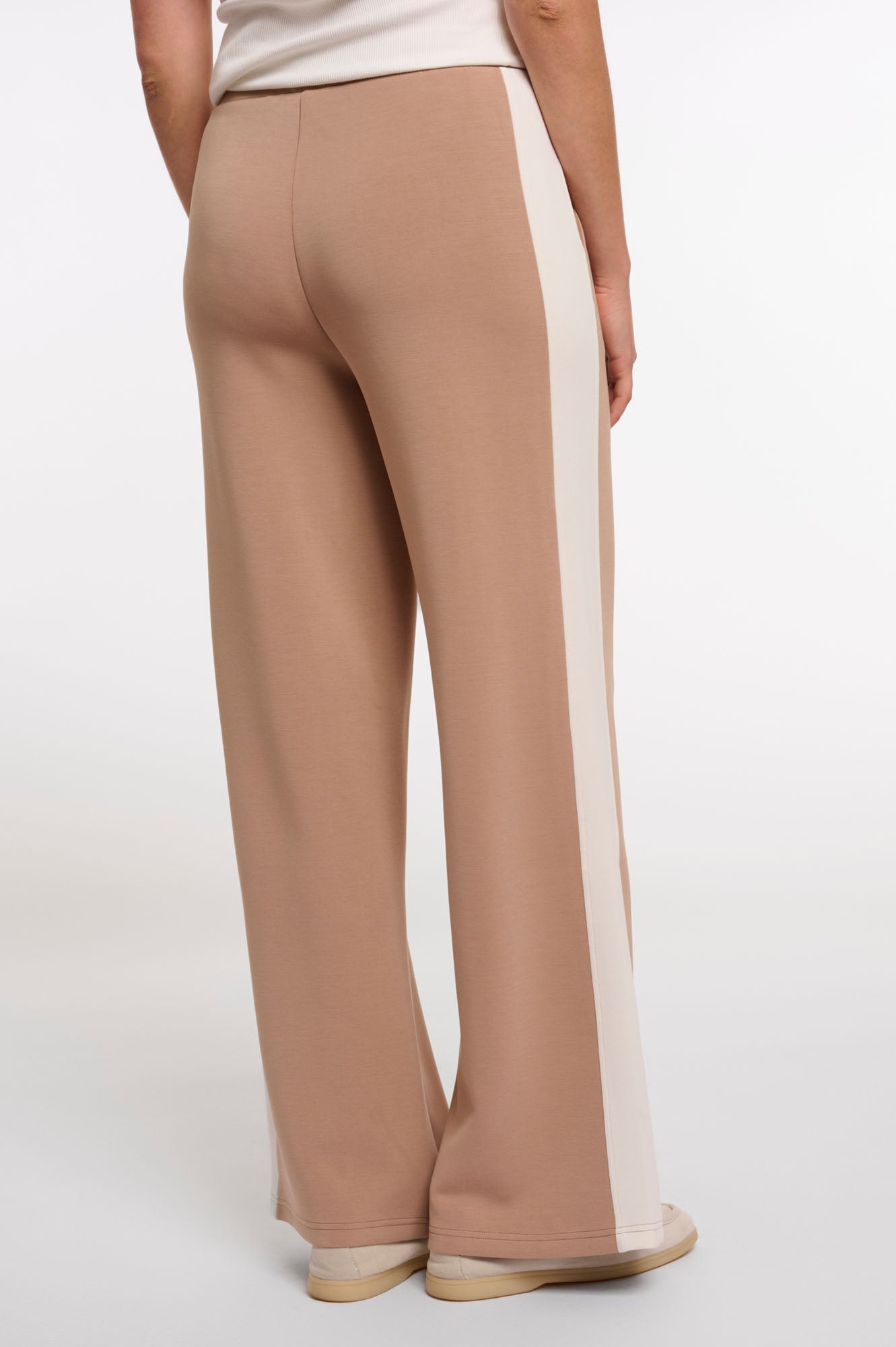 Rosy brown