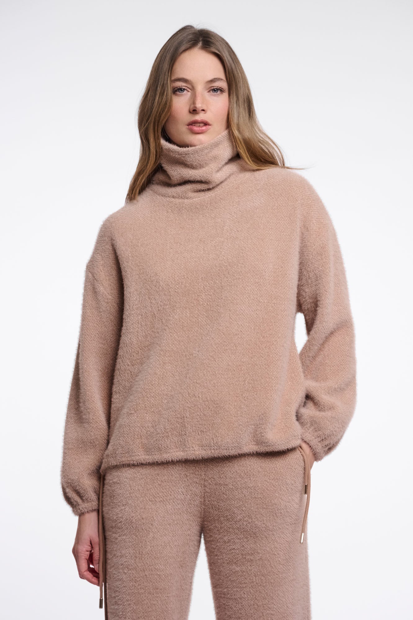 Bellar sweater