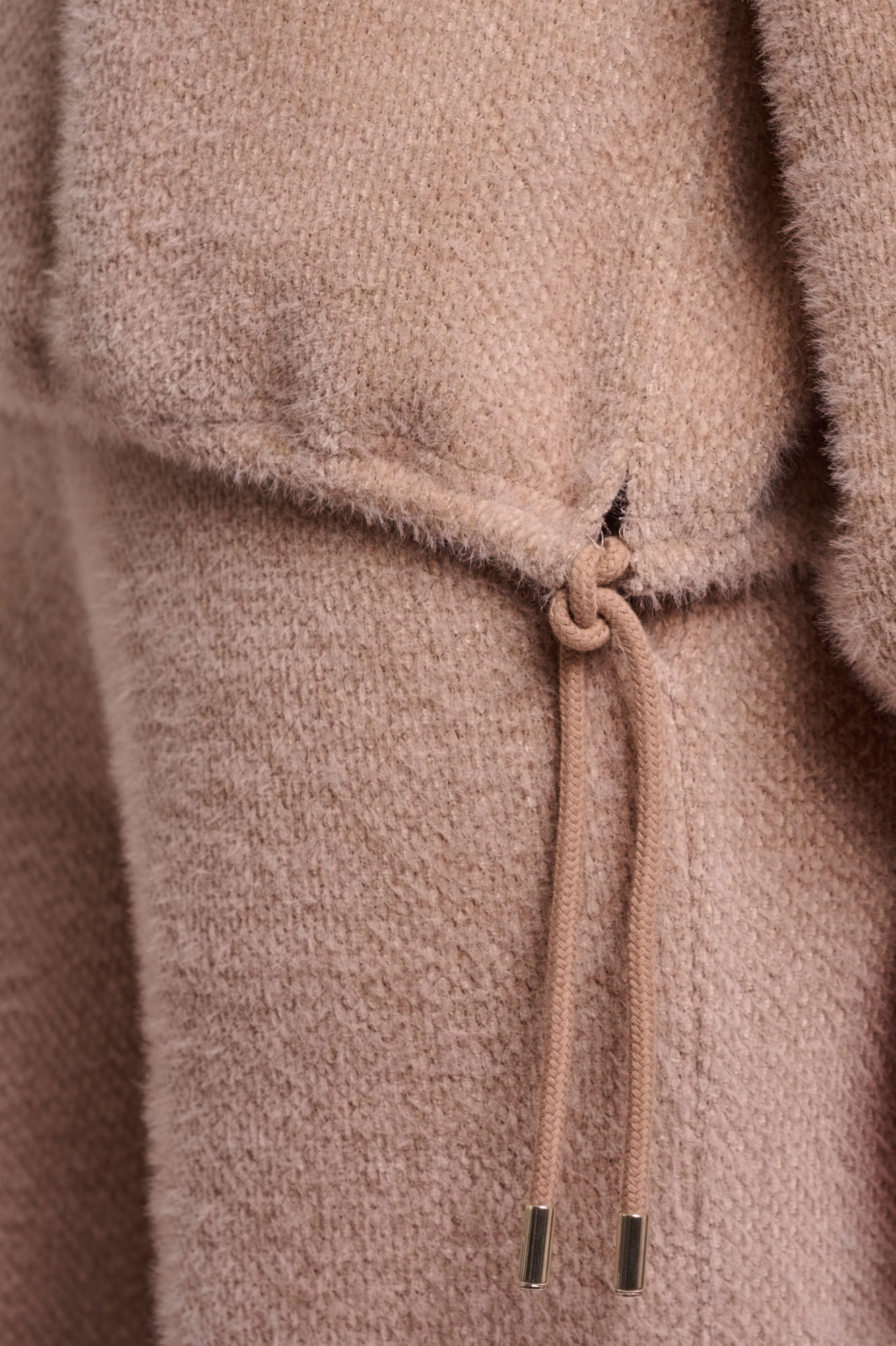 Bellar sweater