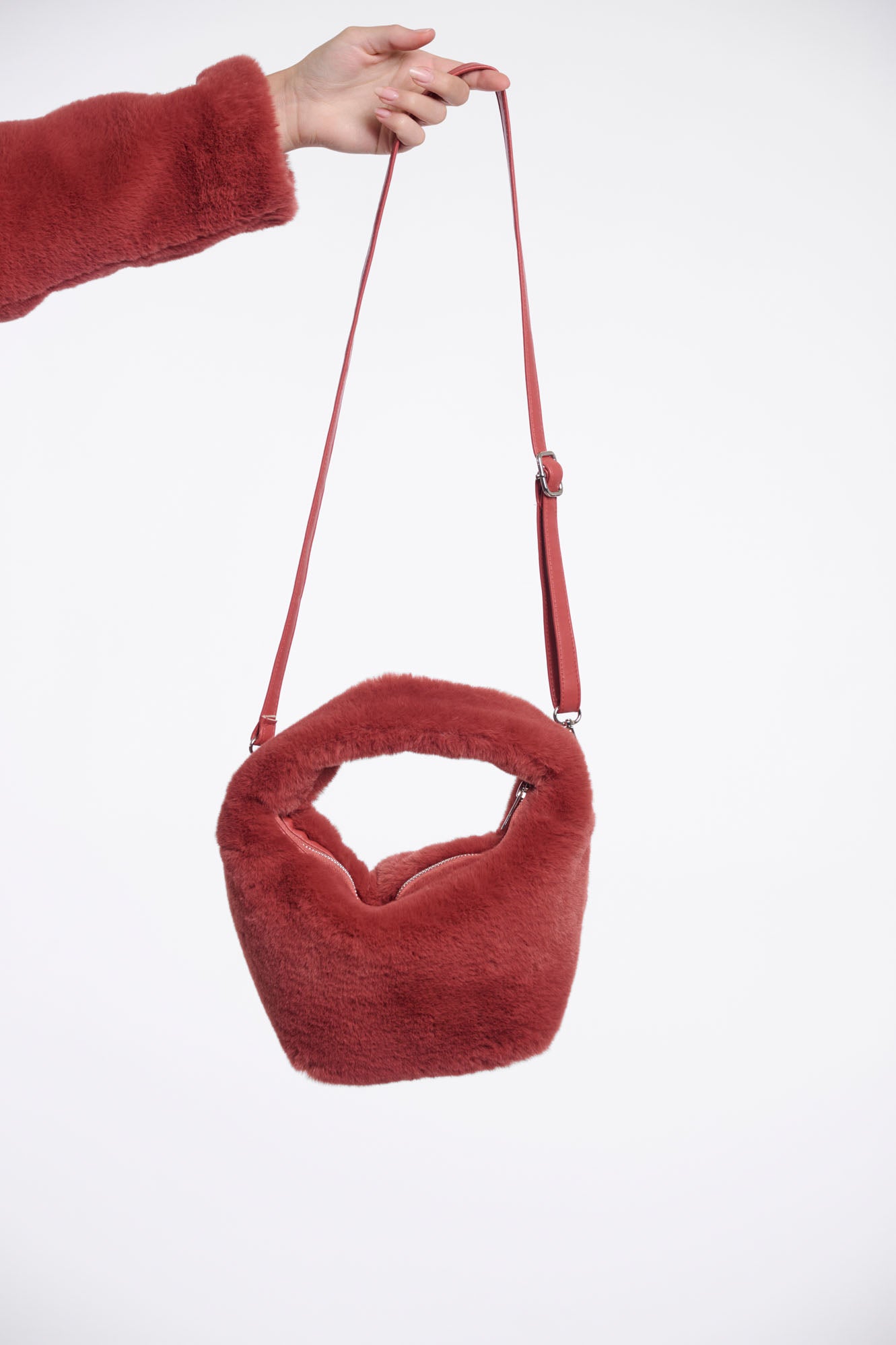 Antique rouge