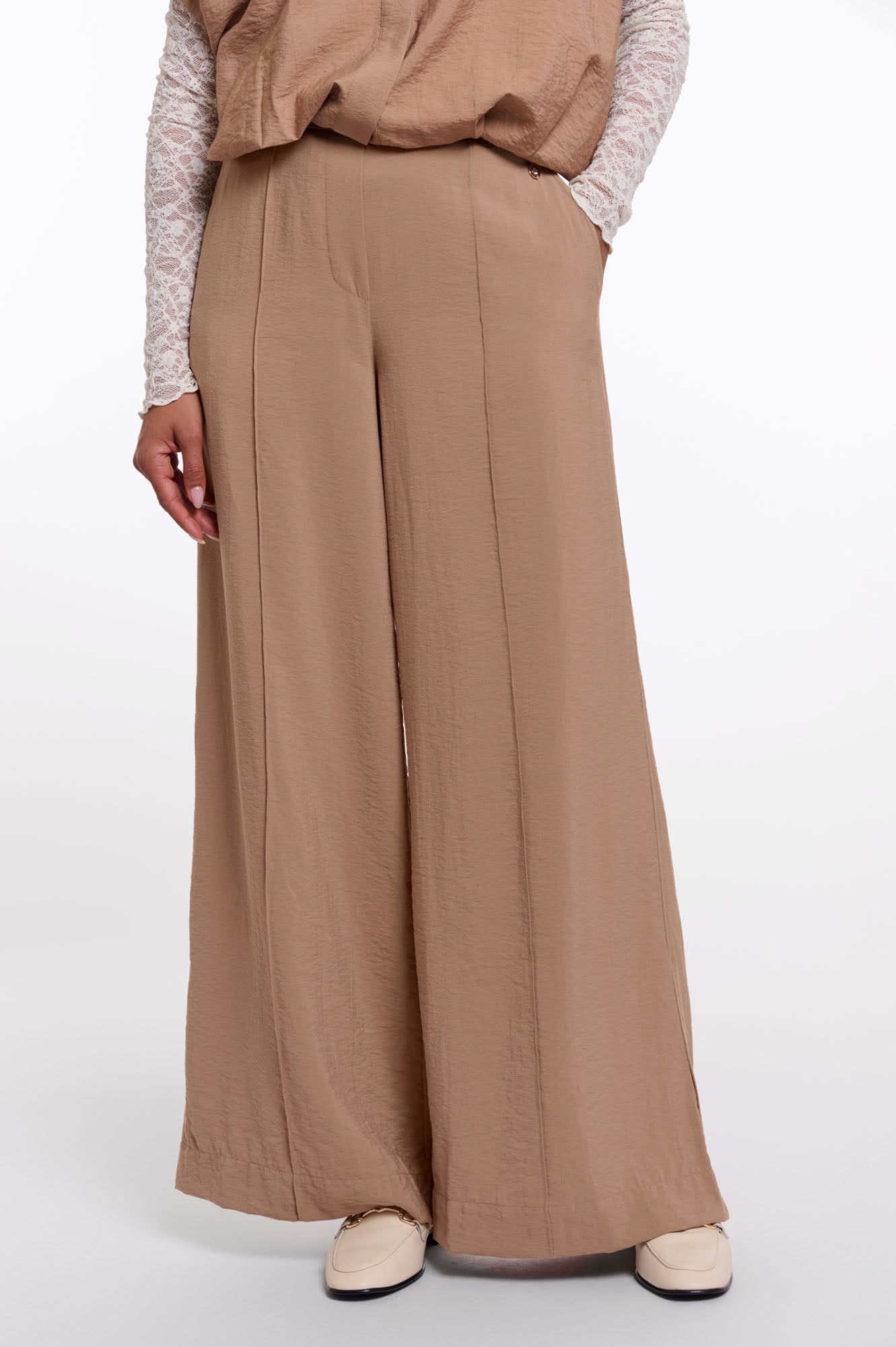 Rosy brown