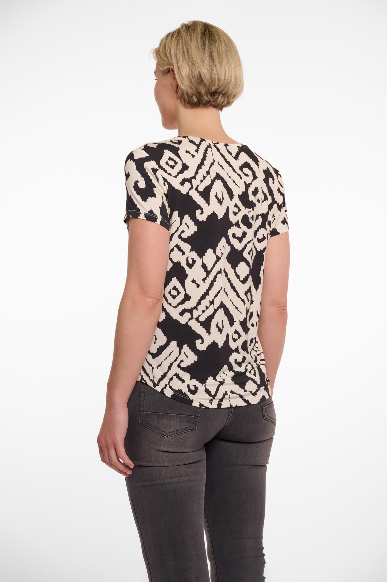 Birch black ikat