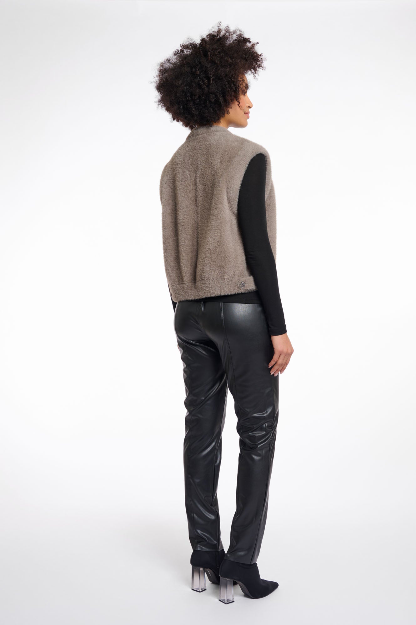 Taupe