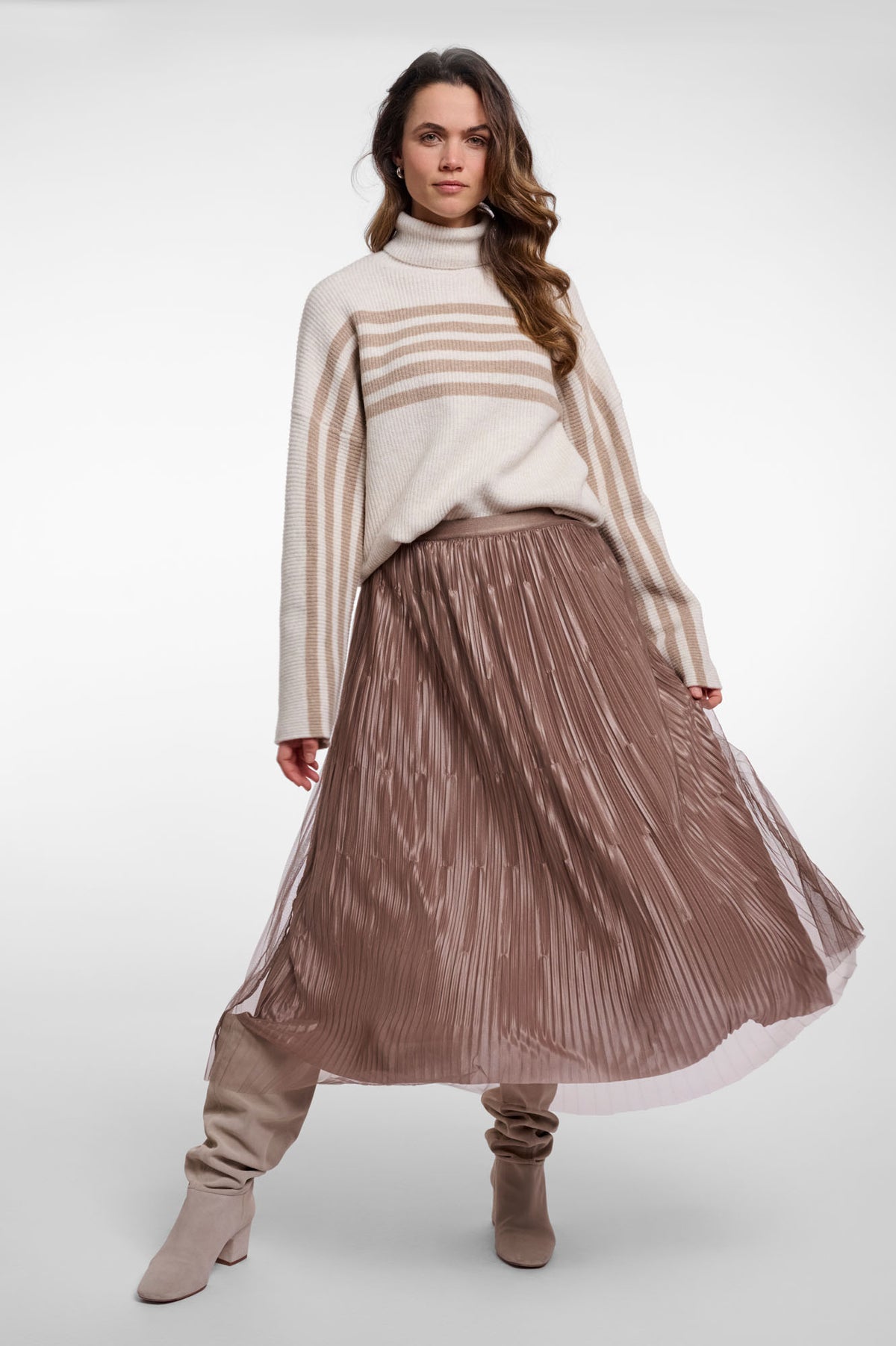 Dusty pink
