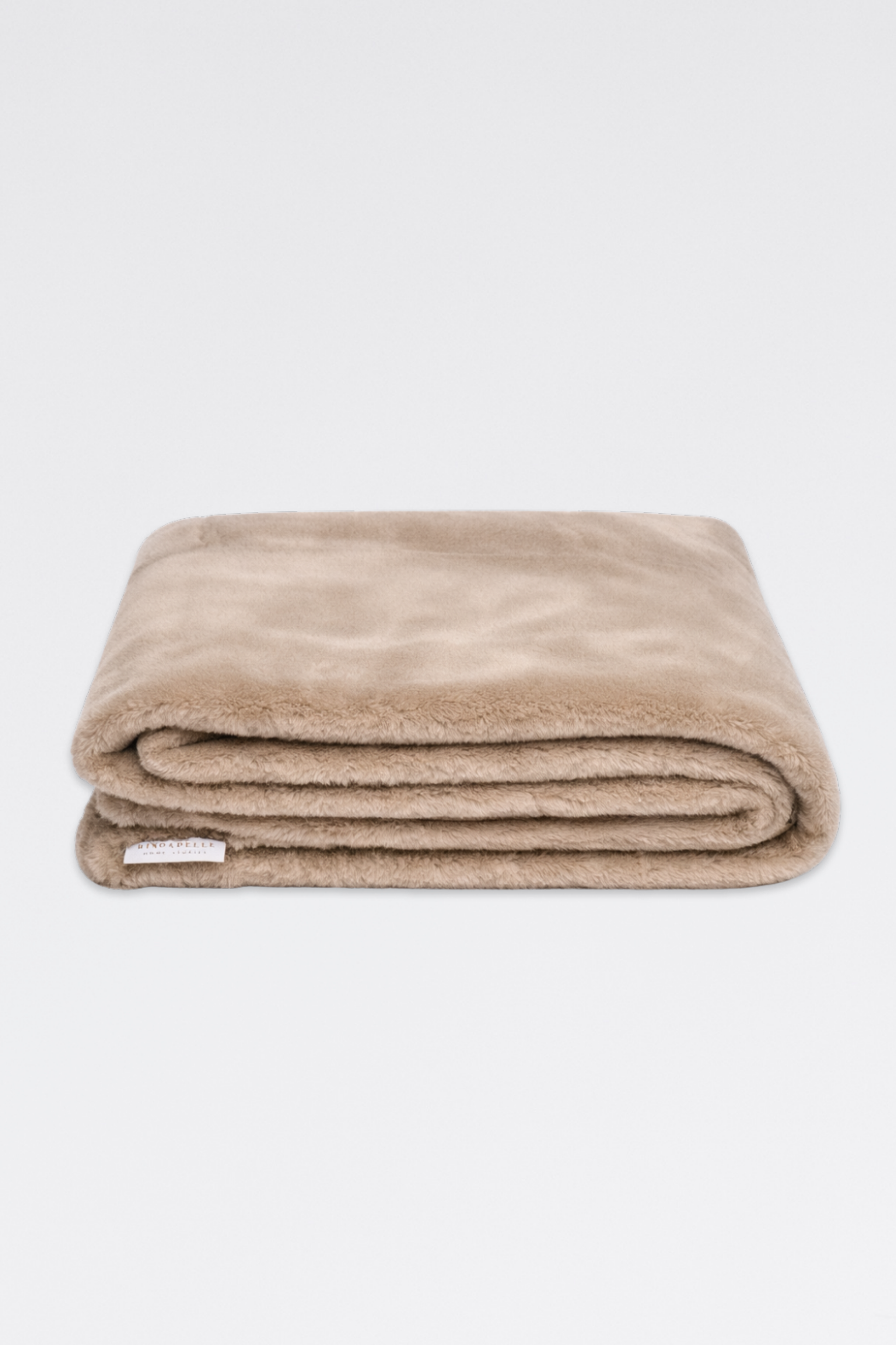 Keslin faux fur blanket