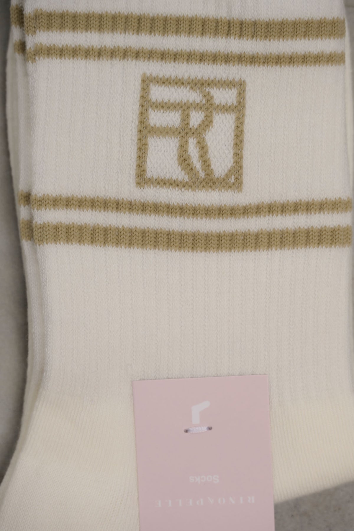 Snow beige