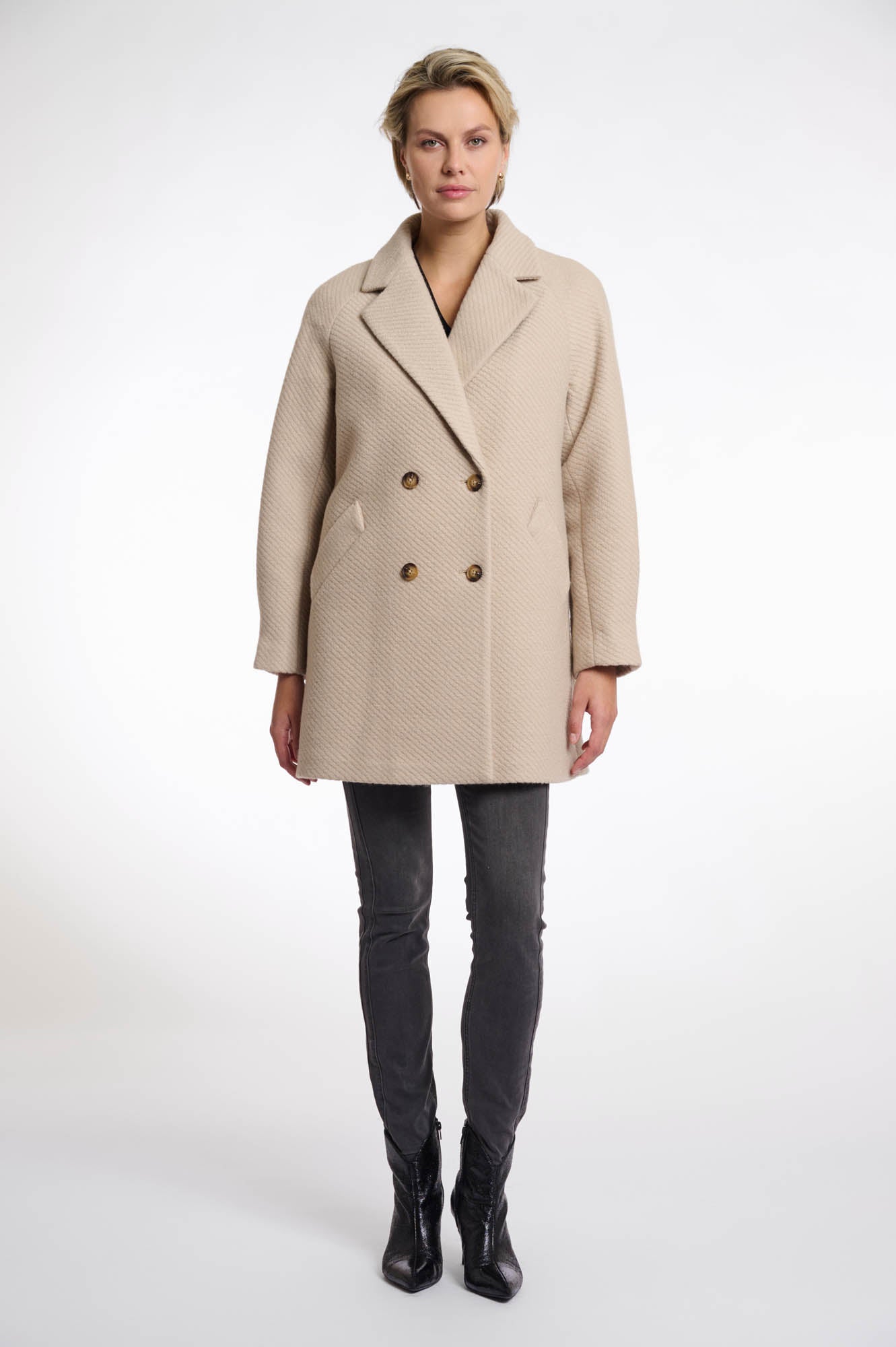 Serena coat