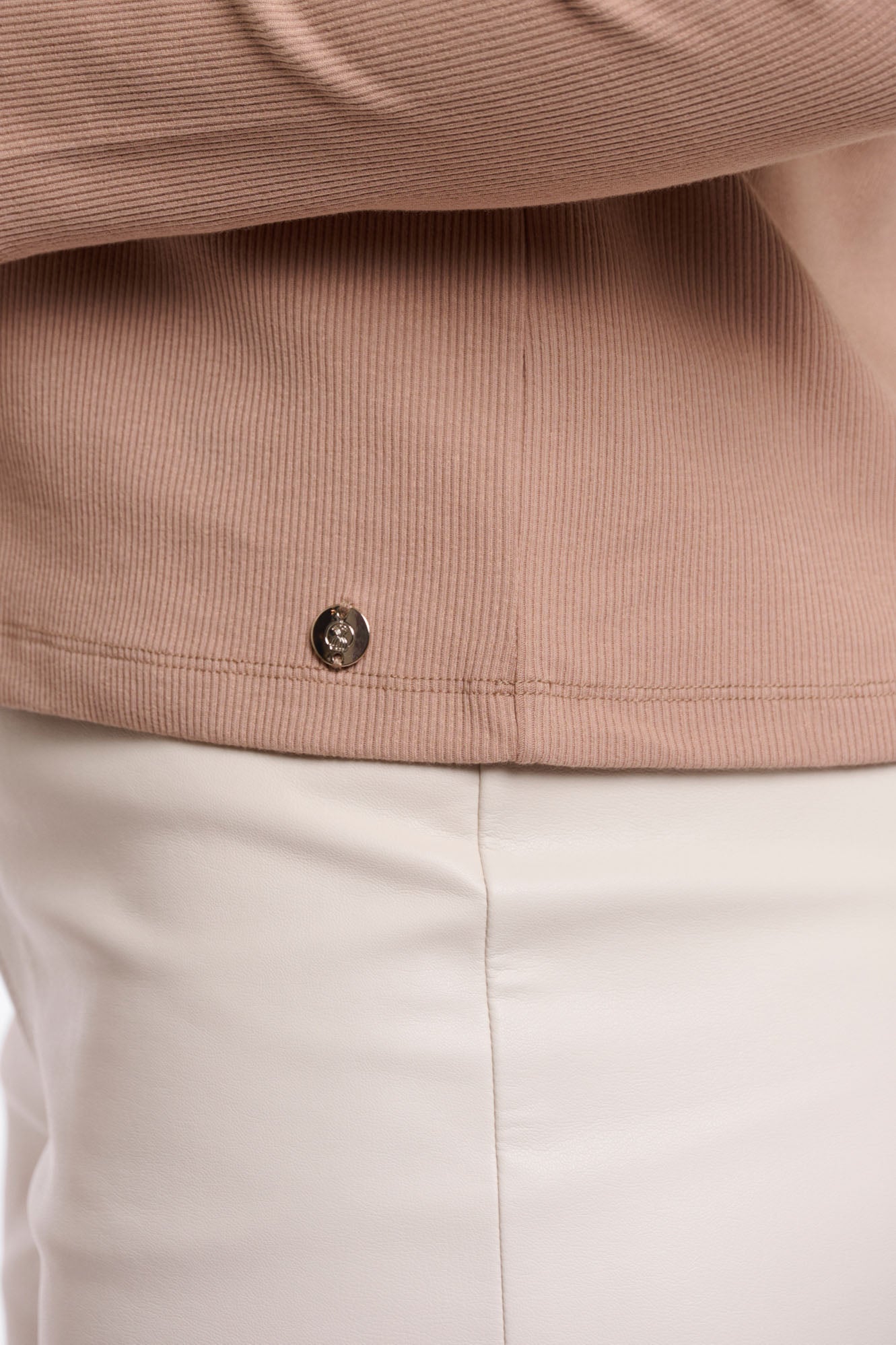 Rosy brown