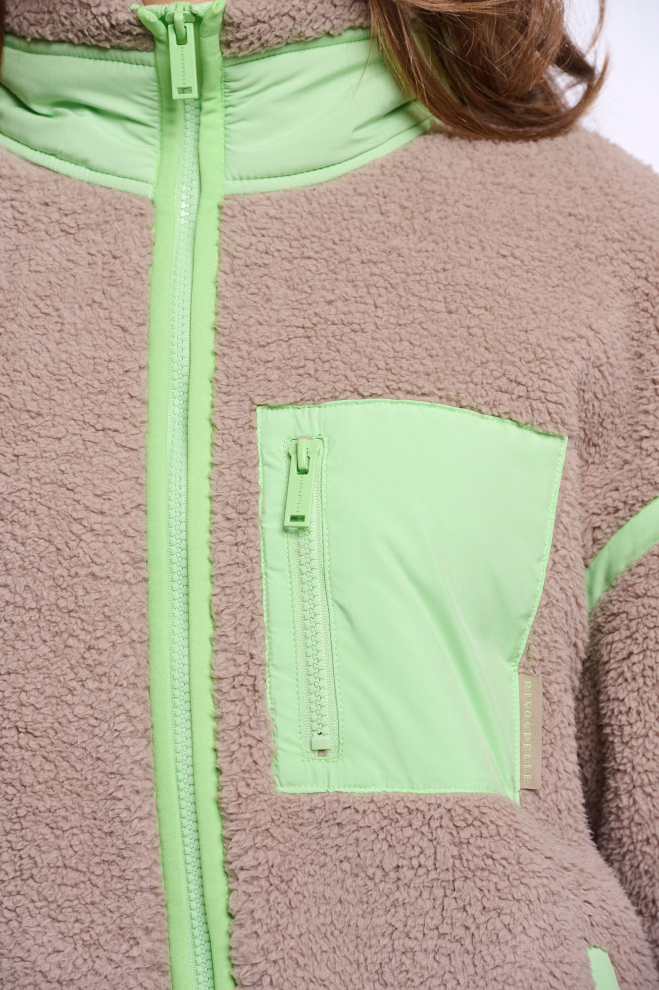 Light mocha fluor green