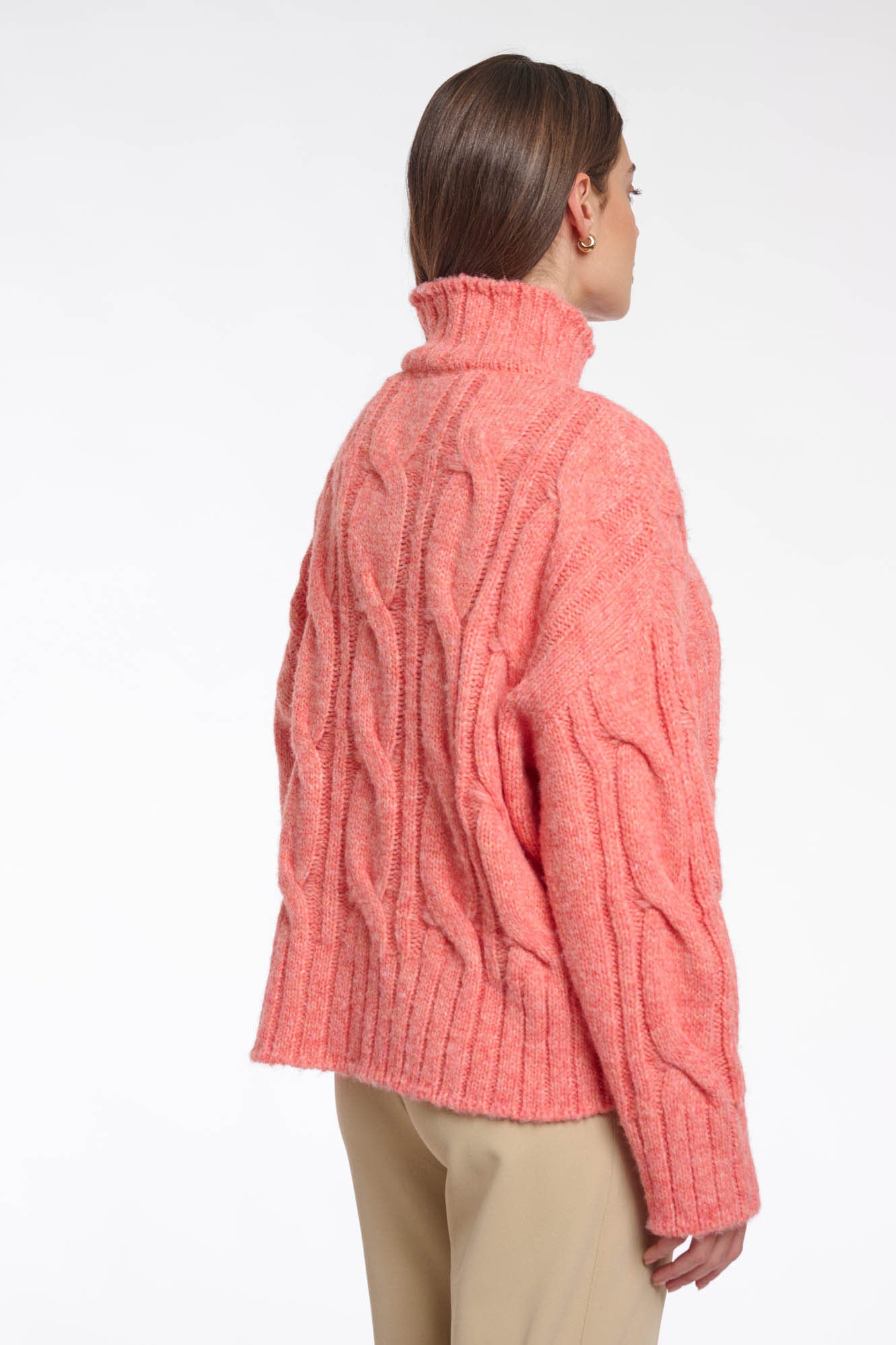 Bright coral melange