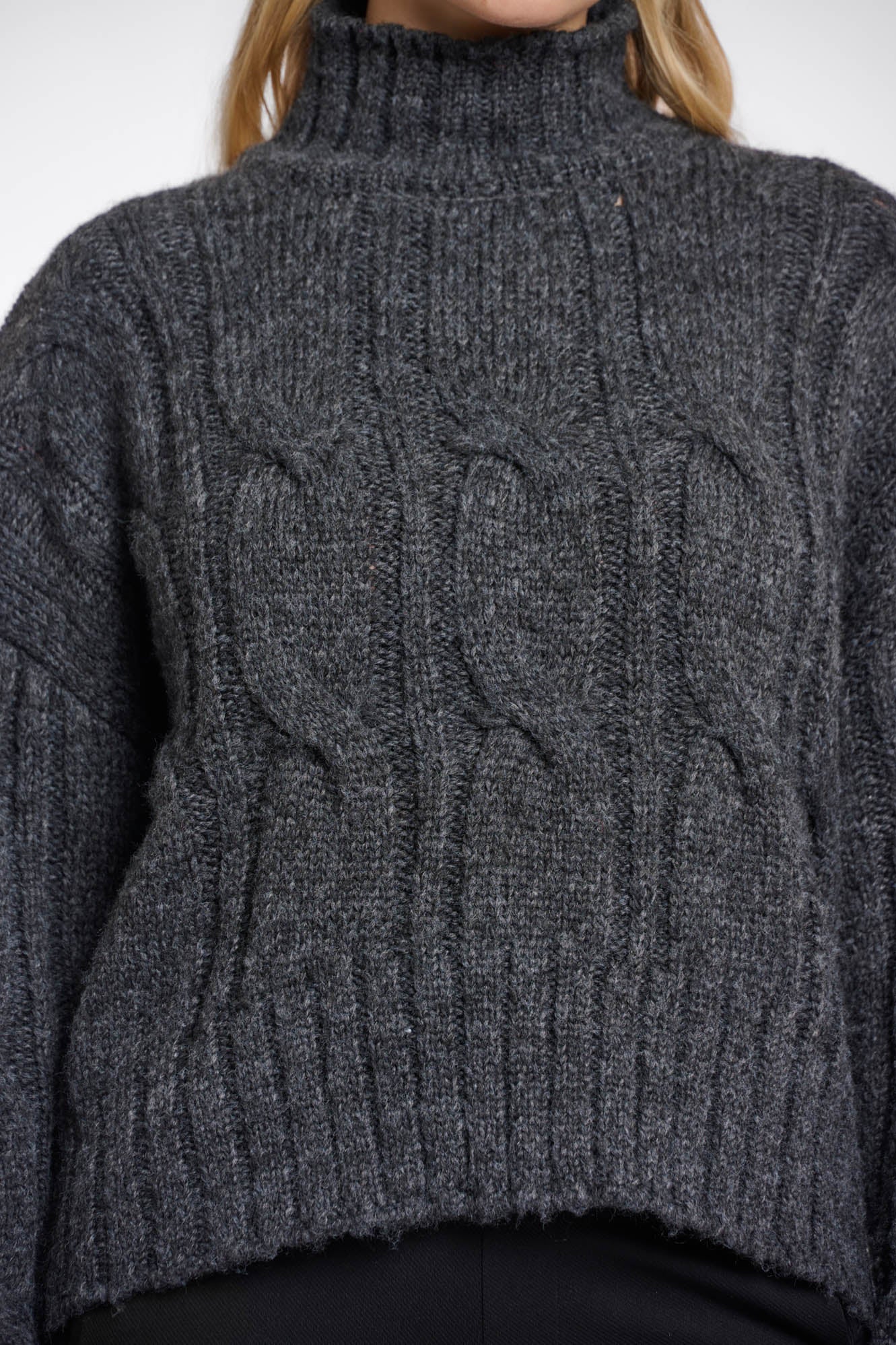 Taffie sweater