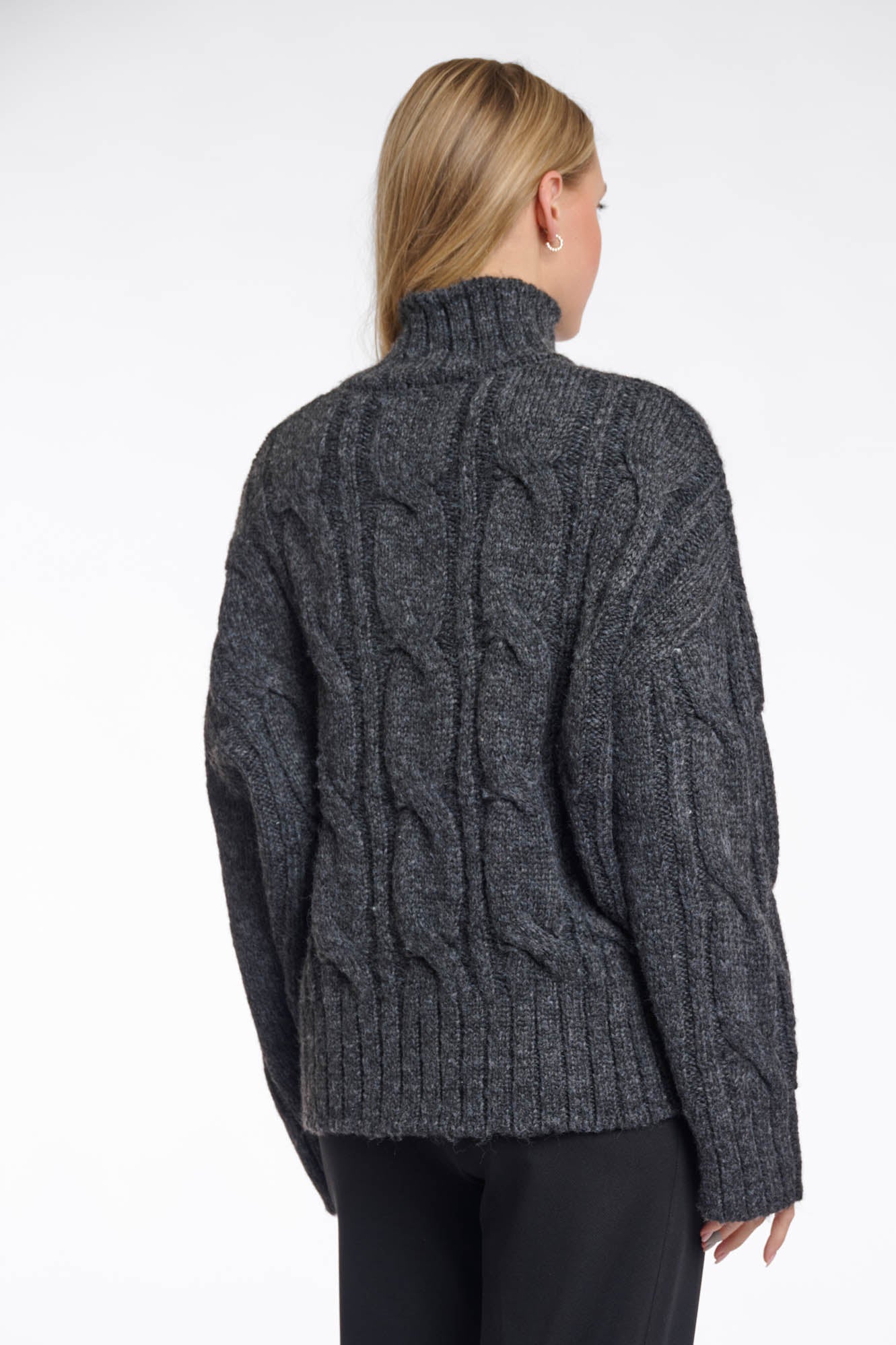 Taffie sweater