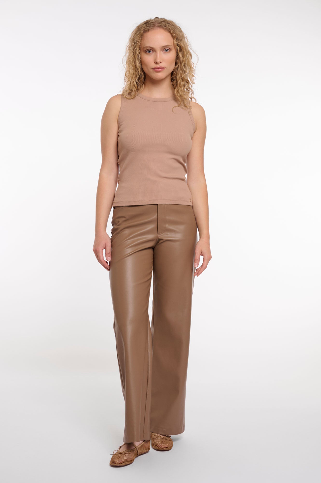 Rosy brown