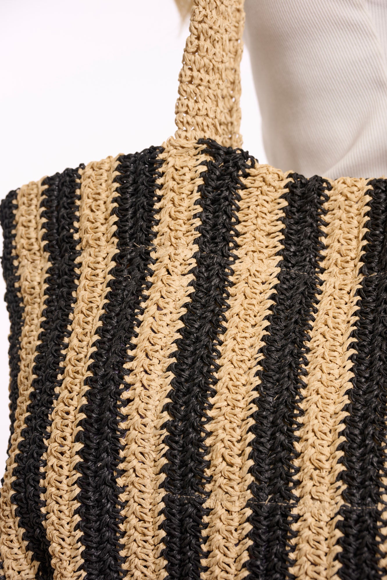Beige black