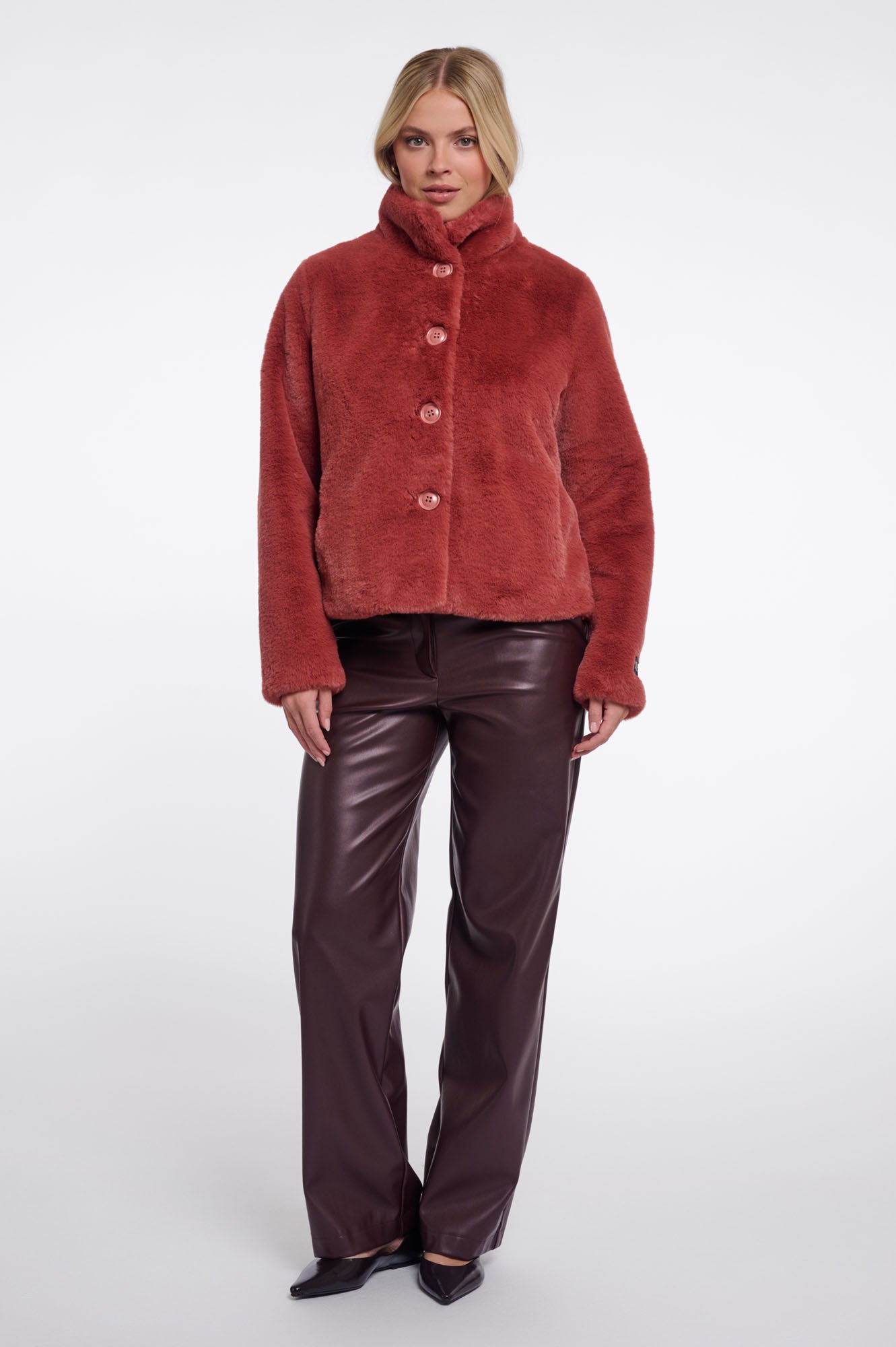 Antique rouge