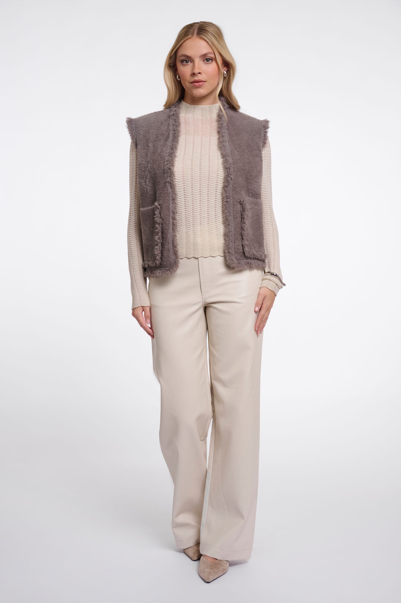 Taupe
