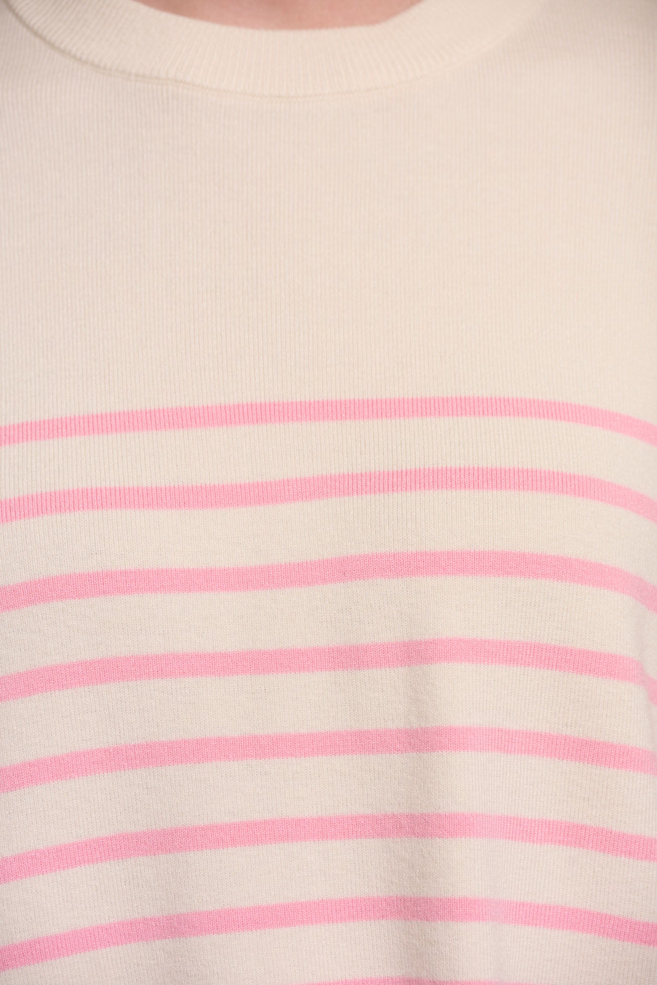 Snow white pink stripes