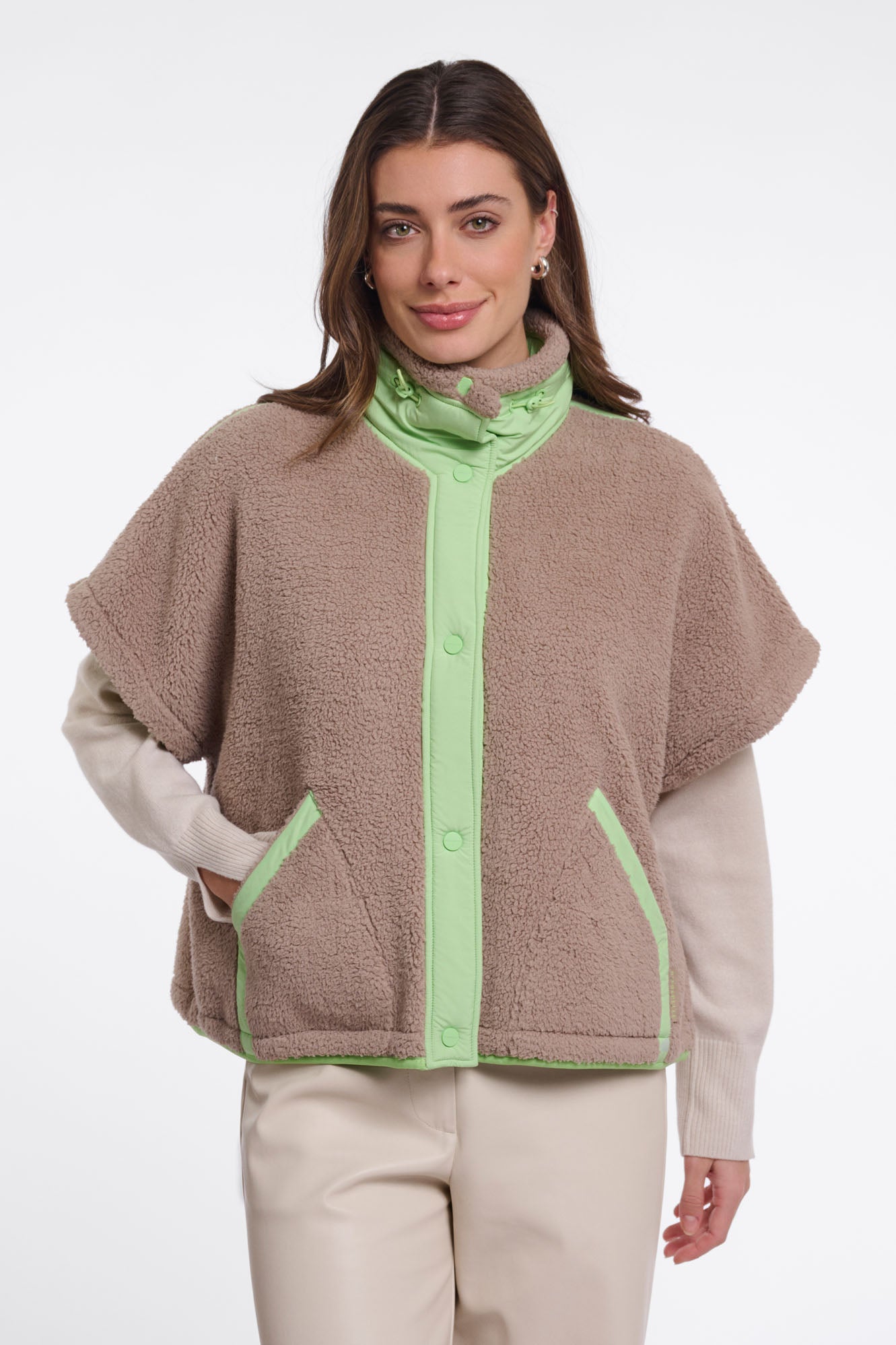 Light mocha fluor green